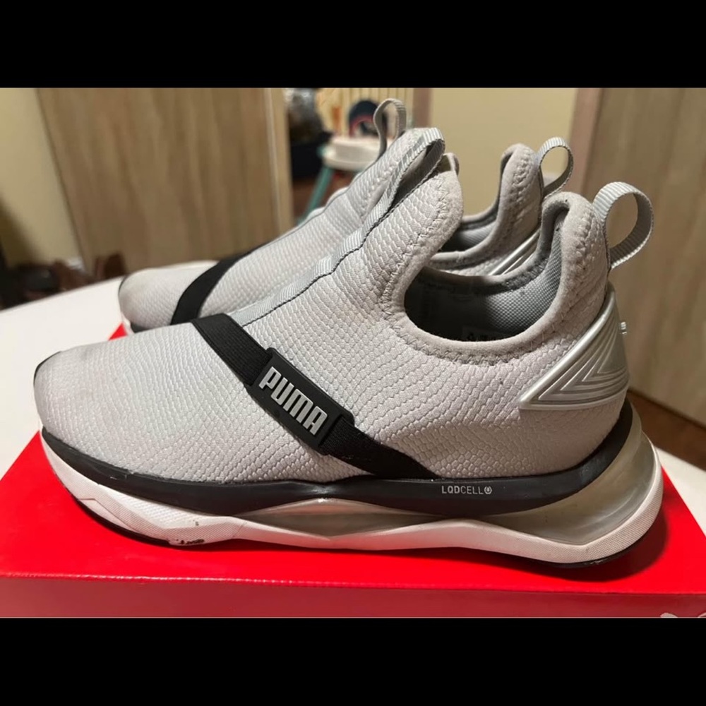 Puma Gray Athletic Shoes - Picture 3 of 6